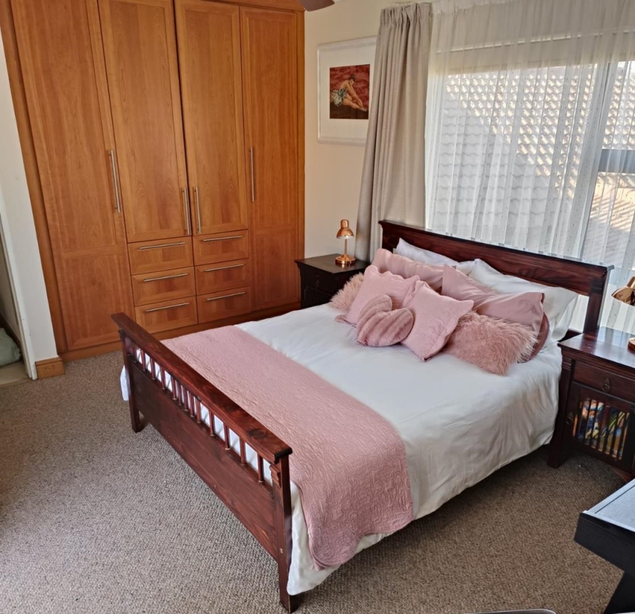 5 Bedroom Property for Sale in Vaal Marina Gauteng