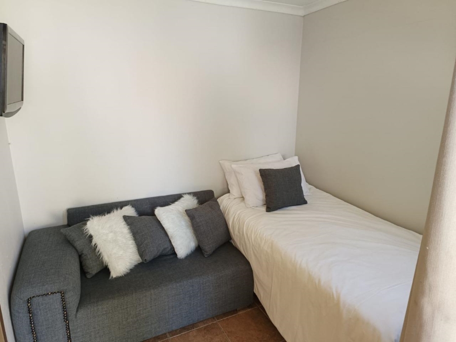 5 Bedroom Property for Sale in Vaal Marina Gauteng