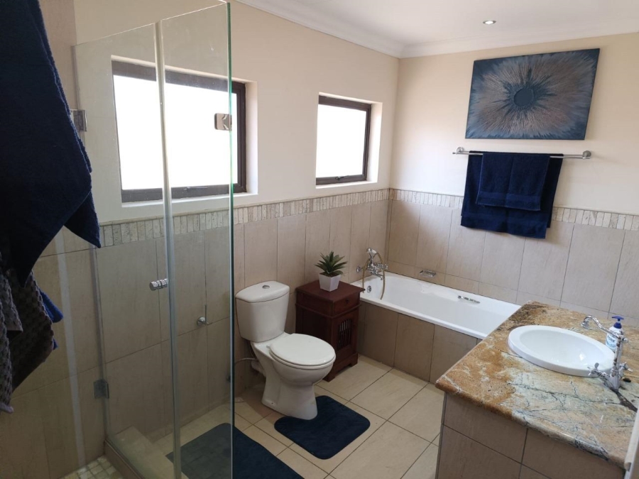 5 Bedroom Property for Sale in Vaal Marina Gauteng