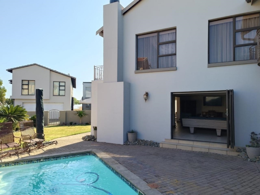 5 Bedroom Property for Sale in Vaal Marina Gauteng