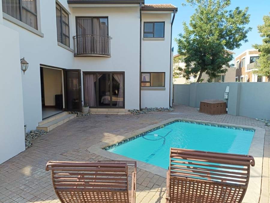 5 Bedroom Property for Sale in Vaal Marina Gauteng