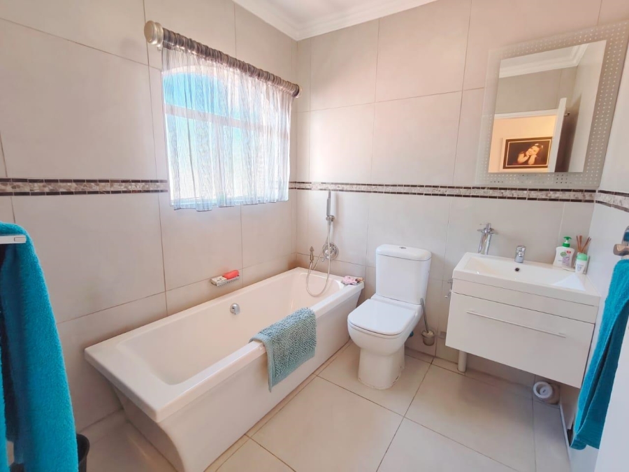 3 Bedroom Property for Sale in Vaal Marina Gauteng