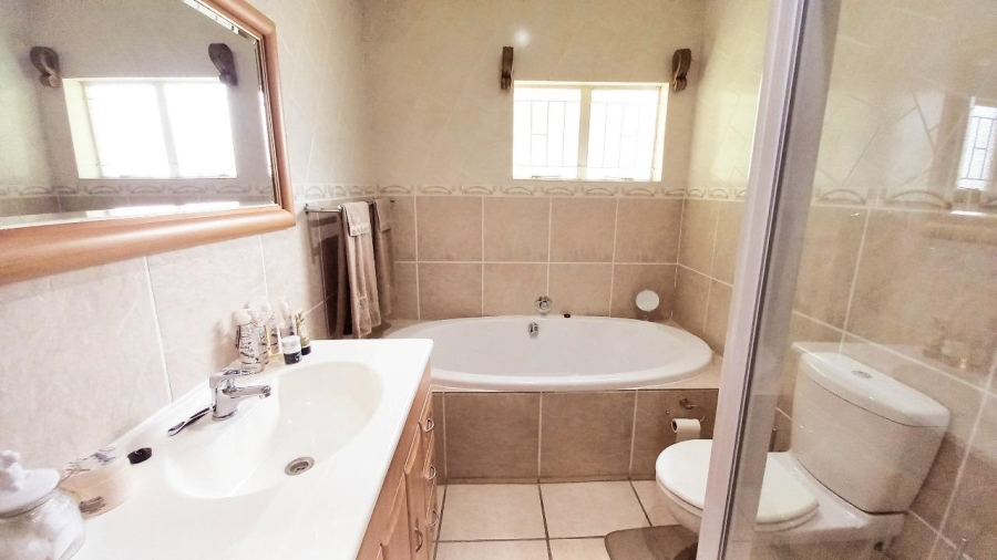 3 Bedroom Property for Sale in Vaal Marina Gauteng