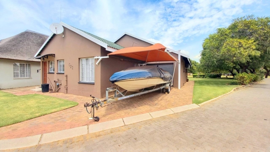 3 Bedroom Property for Sale in Vaal Marina Gauteng