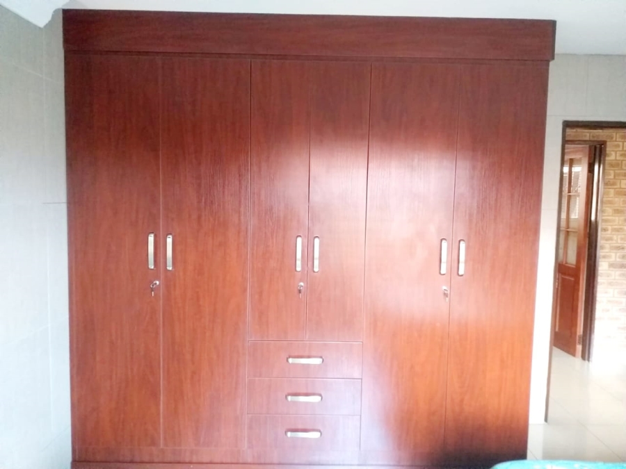 3 Bedroom Property for Sale in Falcon Ridge Gauteng