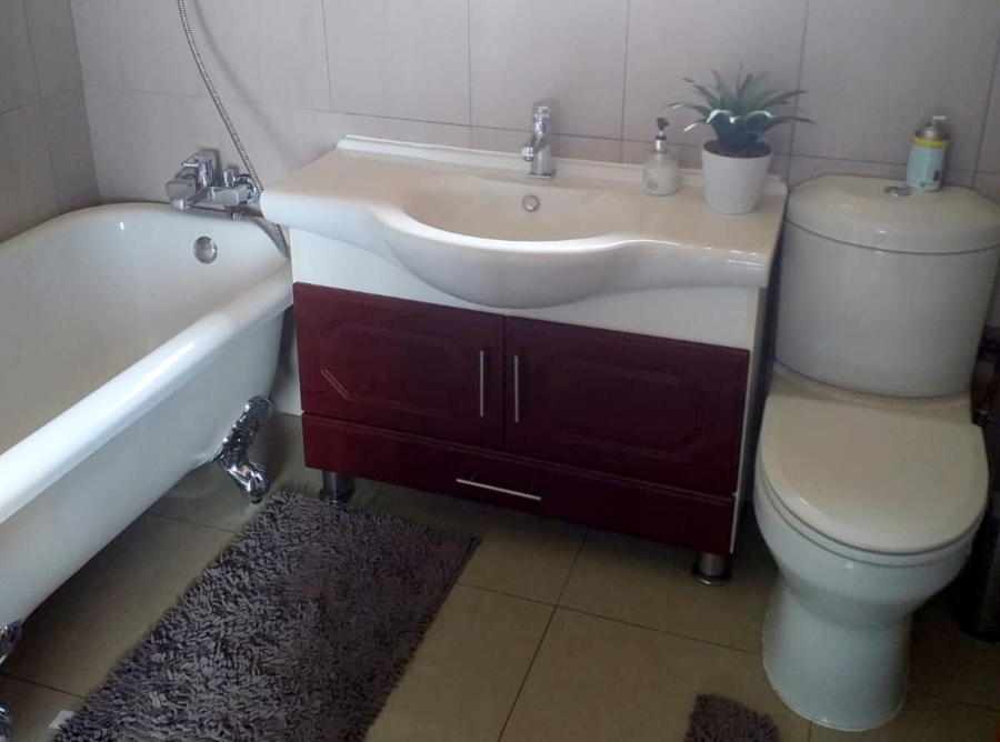 3 Bedroom Property for Sale in Falcon Ridge Gauteng