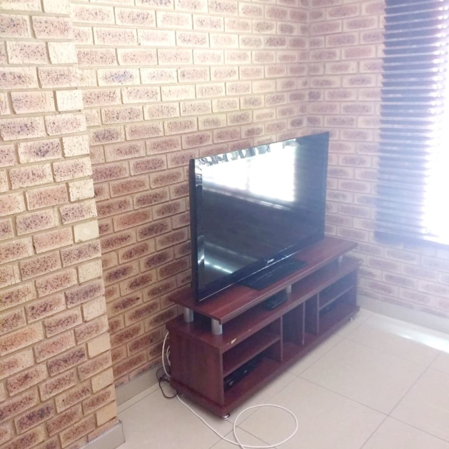 3 Bedroom Property for Sale in Falcon Ridge Gauteng