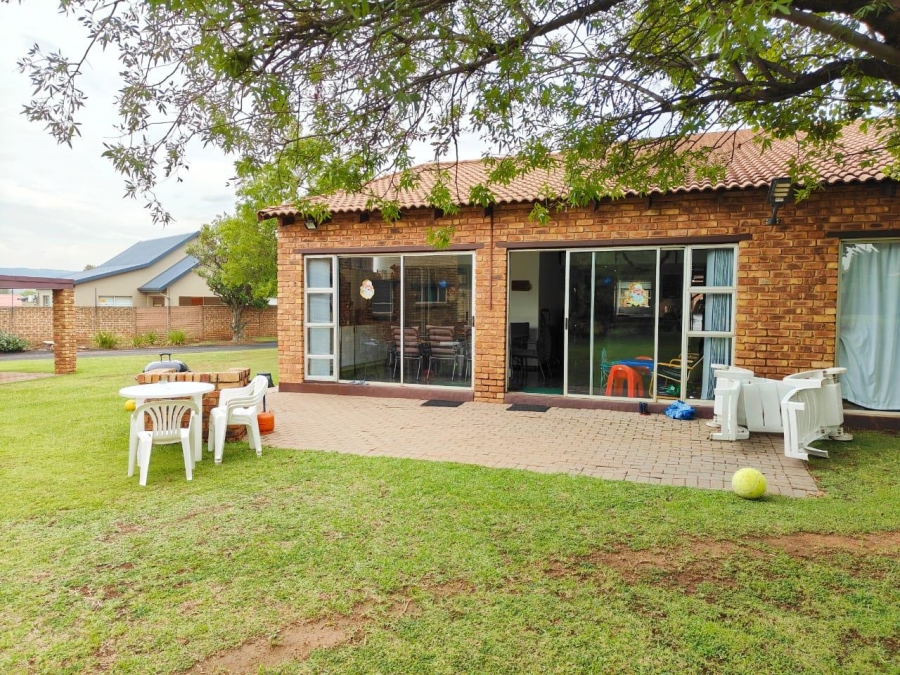 3 Bedroom Property for Sale in Vaal Marina Gauteng