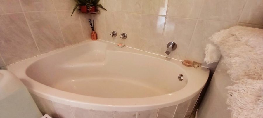 2 Bedroom Property for Sale in Vaal Marina Gauteng