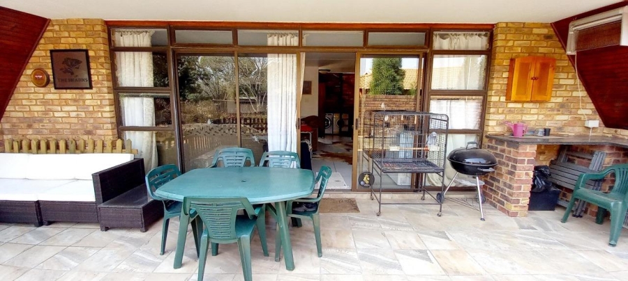 2 Bedroom Property for Sale in Vaal Marina Gauteng