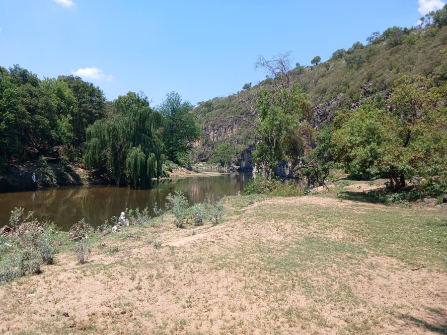  Bedroom Property for Sale in Vlakfontein Gauteng