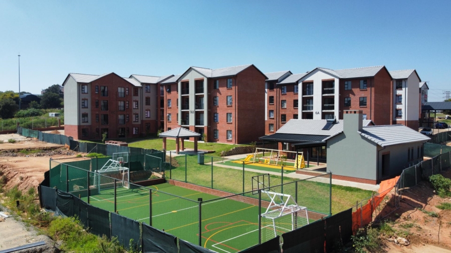 2 Bedroom Property for Sale in Orlando East Gauteng