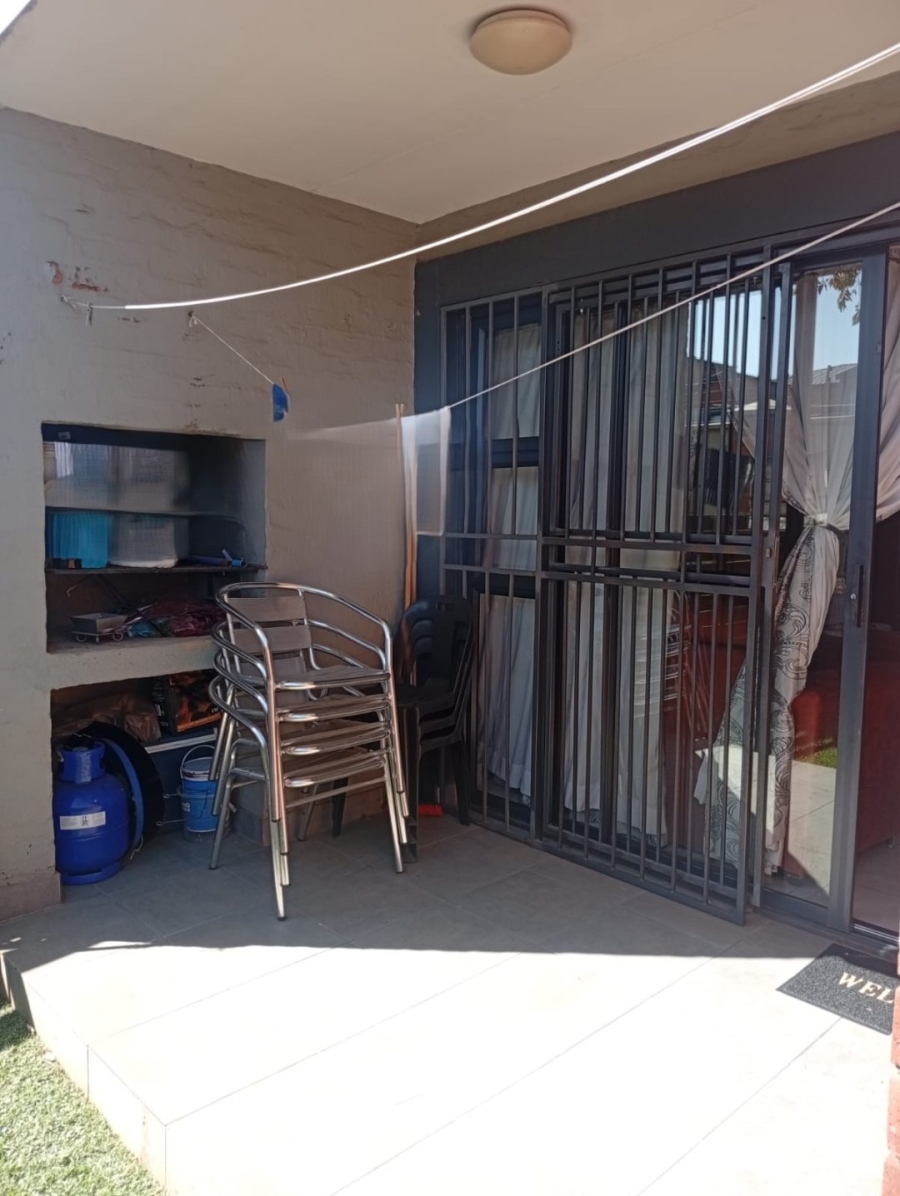 3 Bedroom Property for Sale in Terenure Gauteng