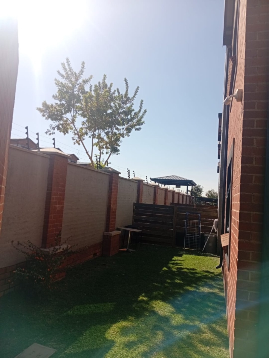 3 Bedroom Property for Sale in Terenure Gauteng