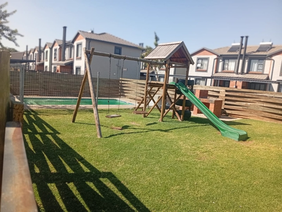 3 Bedroom Property for Sale in Terenure Gauteng