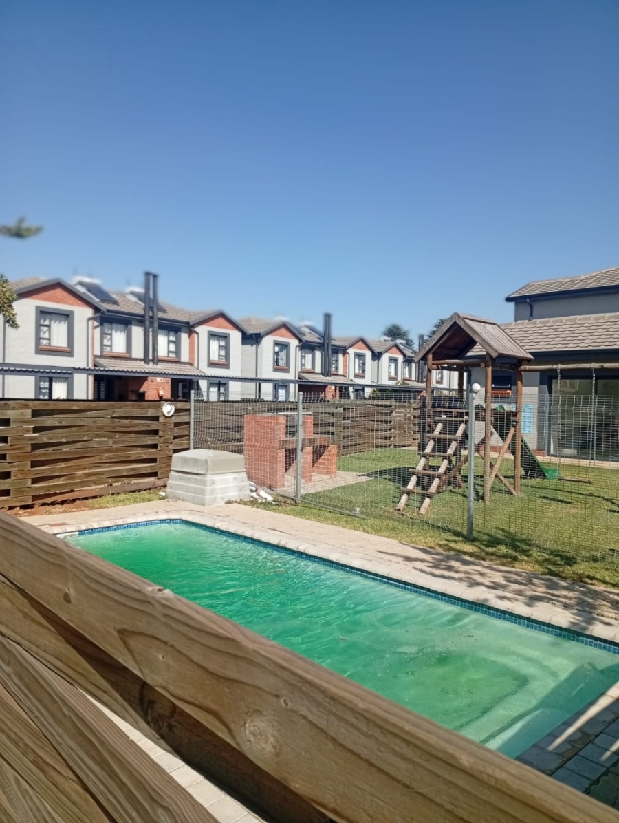 3 Bedroom Property for Sale in Terenure Gauteng
