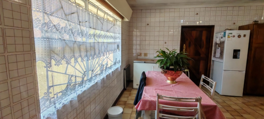 11 Bedroom Property for Sale in Knopjeslaagte Gauteng