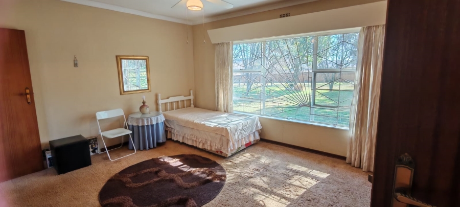 11 Bedroom Property for Sale in Knopjeslaagte Gauteng