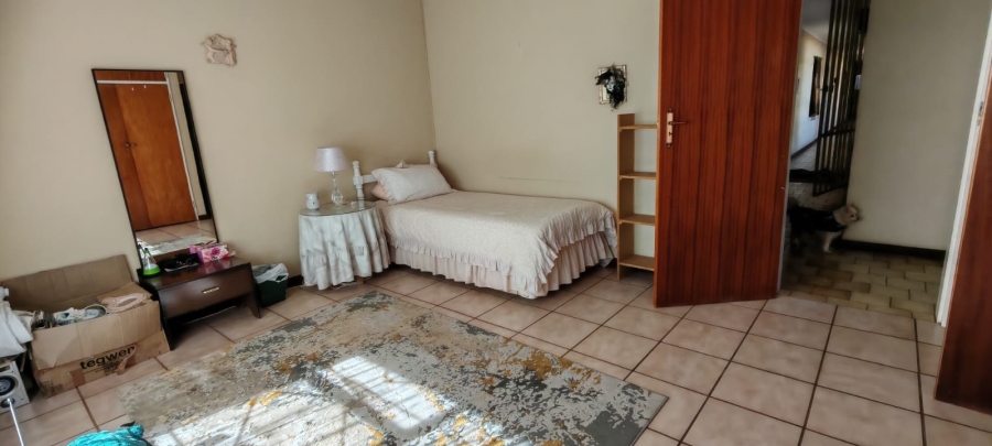 11 Bedroom Property for Sale in Knopjeslaagte Gauteng