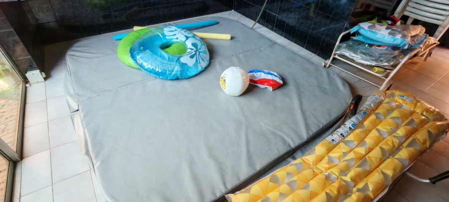 11 Bedroom Property for Sale in Knopjeslaagte Gauteng