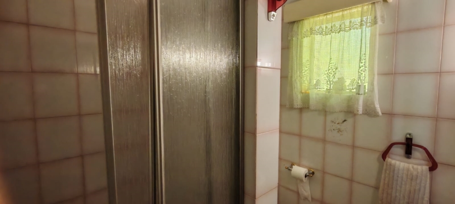 11 Bedroom Property for Sale in Knopjeslaagte Gauteng