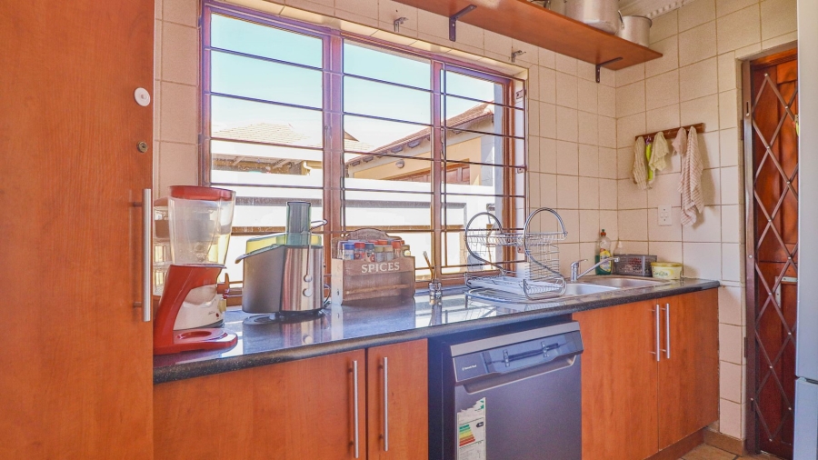 3 Bedroom Property for Sale in Heatherview Gauteng
