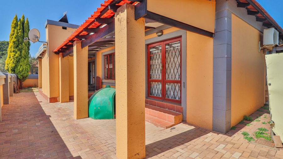 3 Bedroom Property for Sale in Heatherview Gauteng