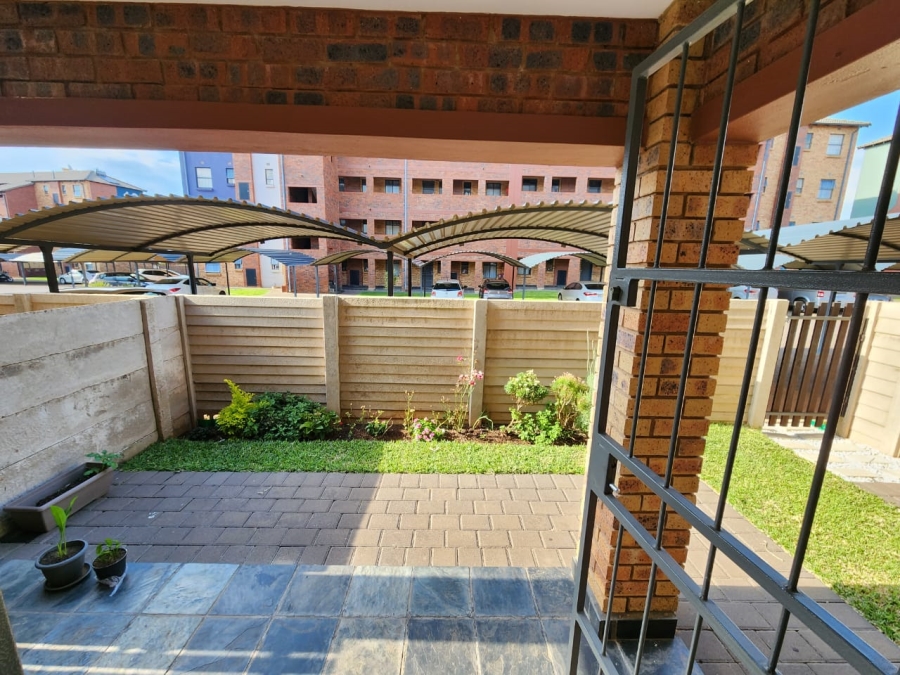 2 Bedroom Property for Sale in Montana Tuine Gauteng
