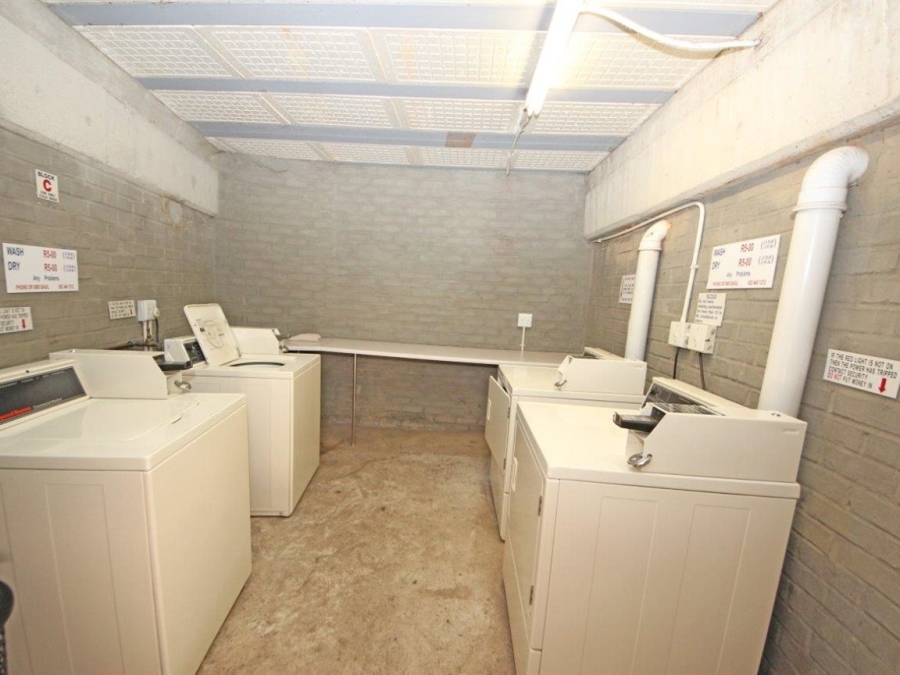 1 Bedroom Property for Sale in Houghton Estate Gauteng