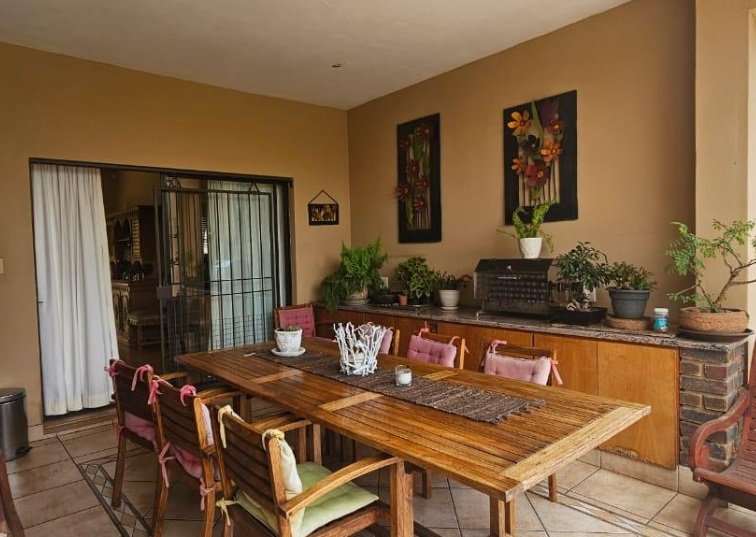 5 Bedroom Property for Sale in Vanderbijlpark SE 4 Gauteng