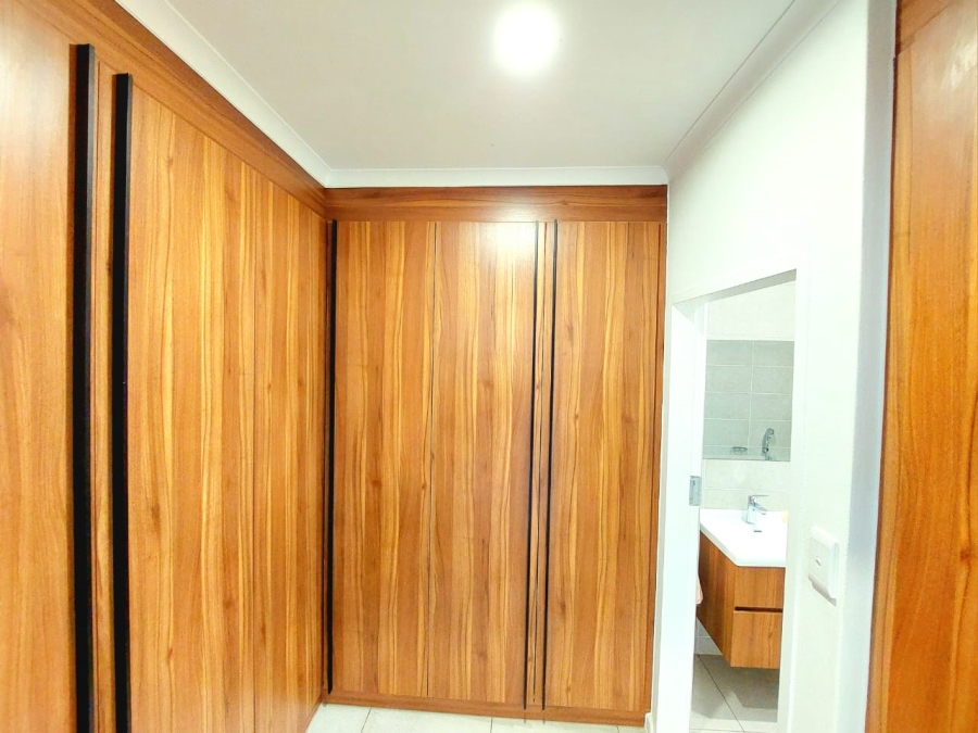 3 Bedroom Property for Sale in Sunninghill Gauteng