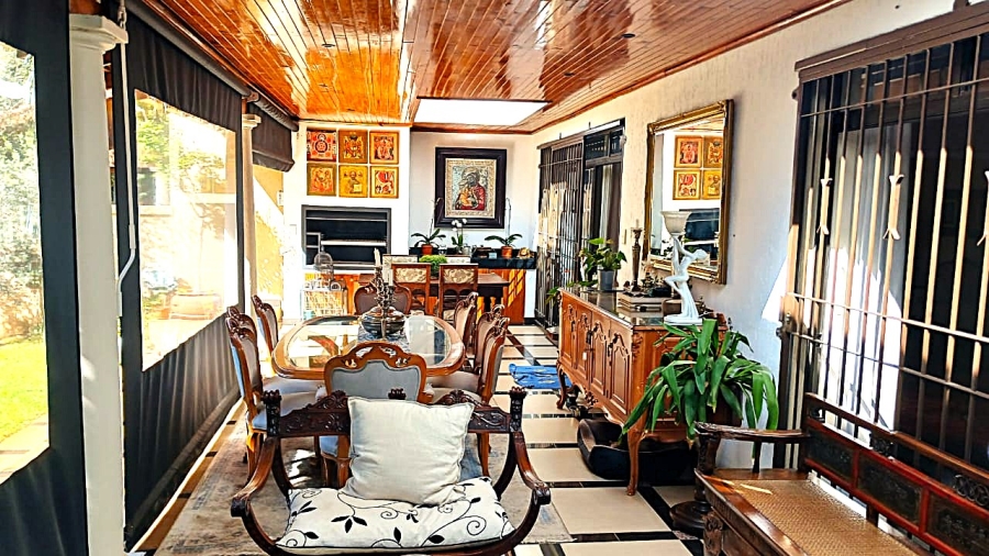 To Let 4 Bedroom Property for Rent in Illovo Gauteng