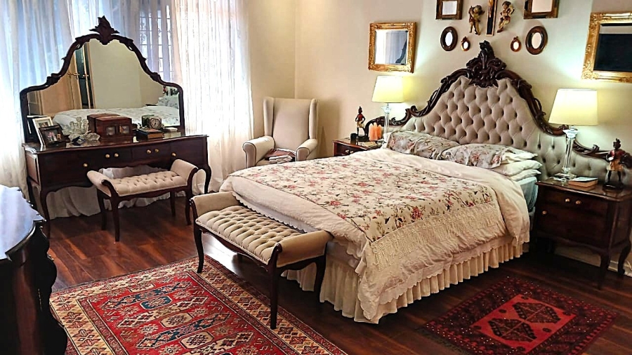 To Let 4 Bedroom Property for Rent in Illovo Gauteng