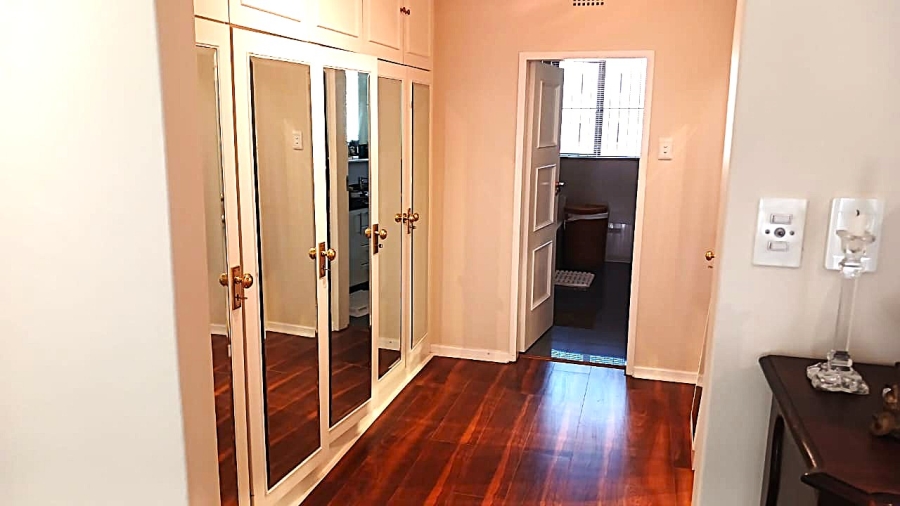 To Let 4 Bedroom Property for Rent in Illovo Gauteng