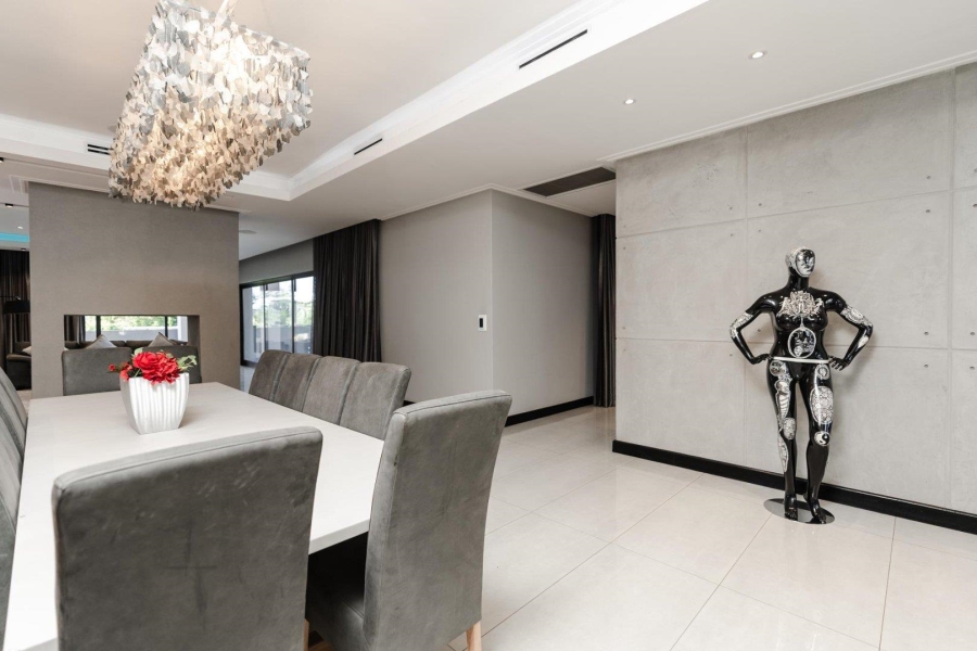 5 Bedroom Property for Sale in Midstream Ridge Gauteng