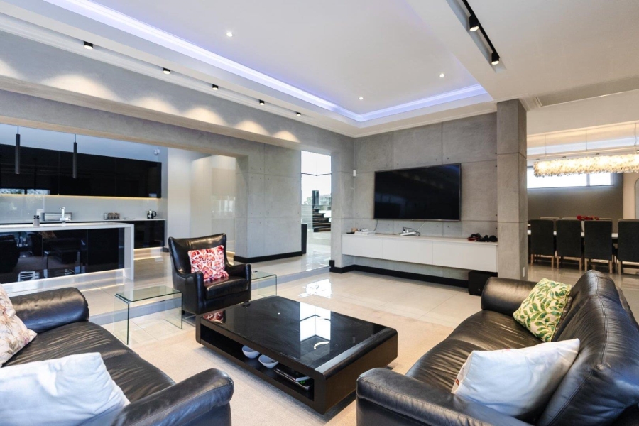 5 Bedroom Property for Sale in Midstream Ridge Gauteng