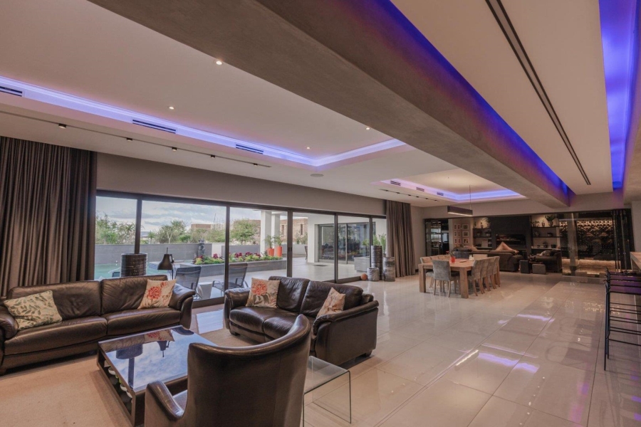 5 Bedroom Property for Sale in Midstream Ridge Gauteng