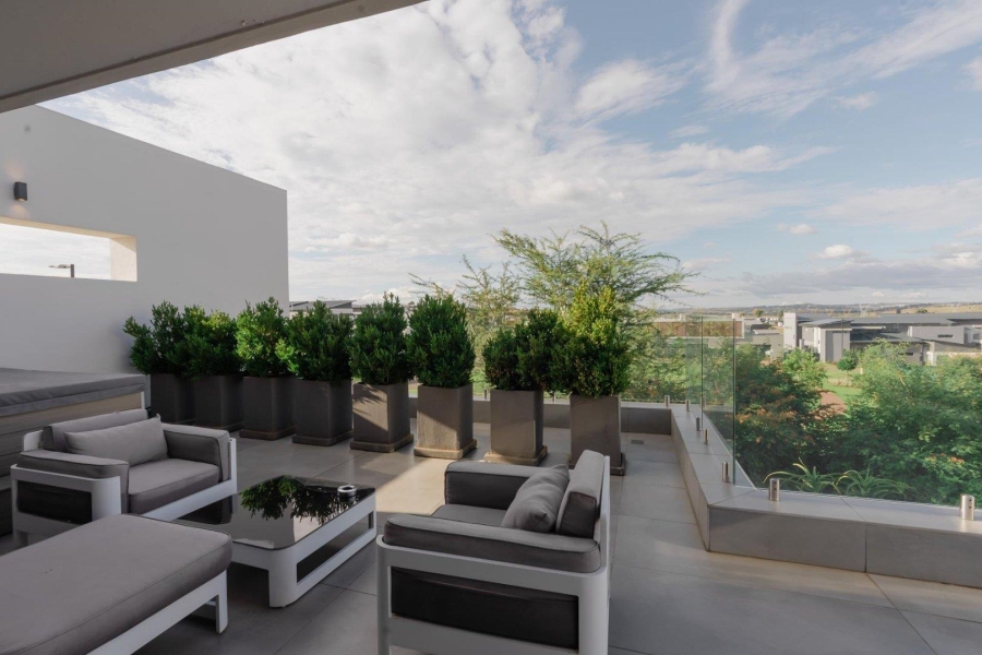 5 Bedroom Property for Sale in Midstream Ridge Gauteng