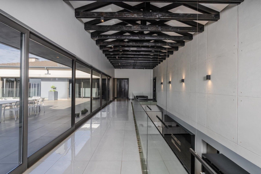 5 Bedroom Property for Sale in Midstream Ridge Gauteng