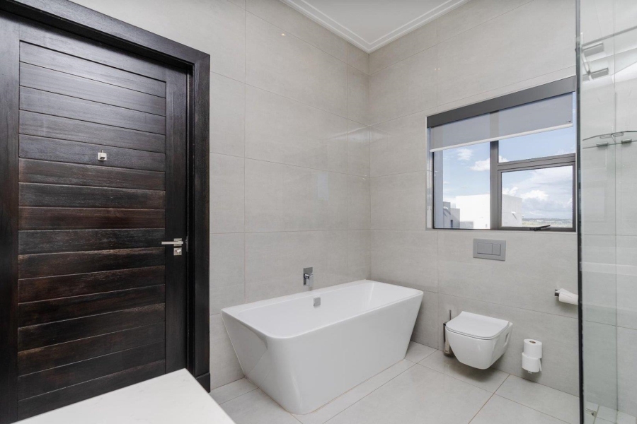 5 Bedroom Property for Sale in Midstream Ridge Gauteng