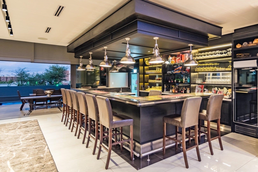 5 Bedroom Property for Sale in Midstream Ridge Gauteng