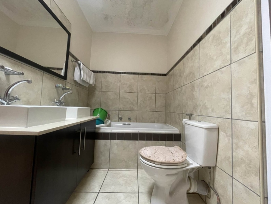 3 Bedroom Property for Sale in Pretorius Park Gauteng