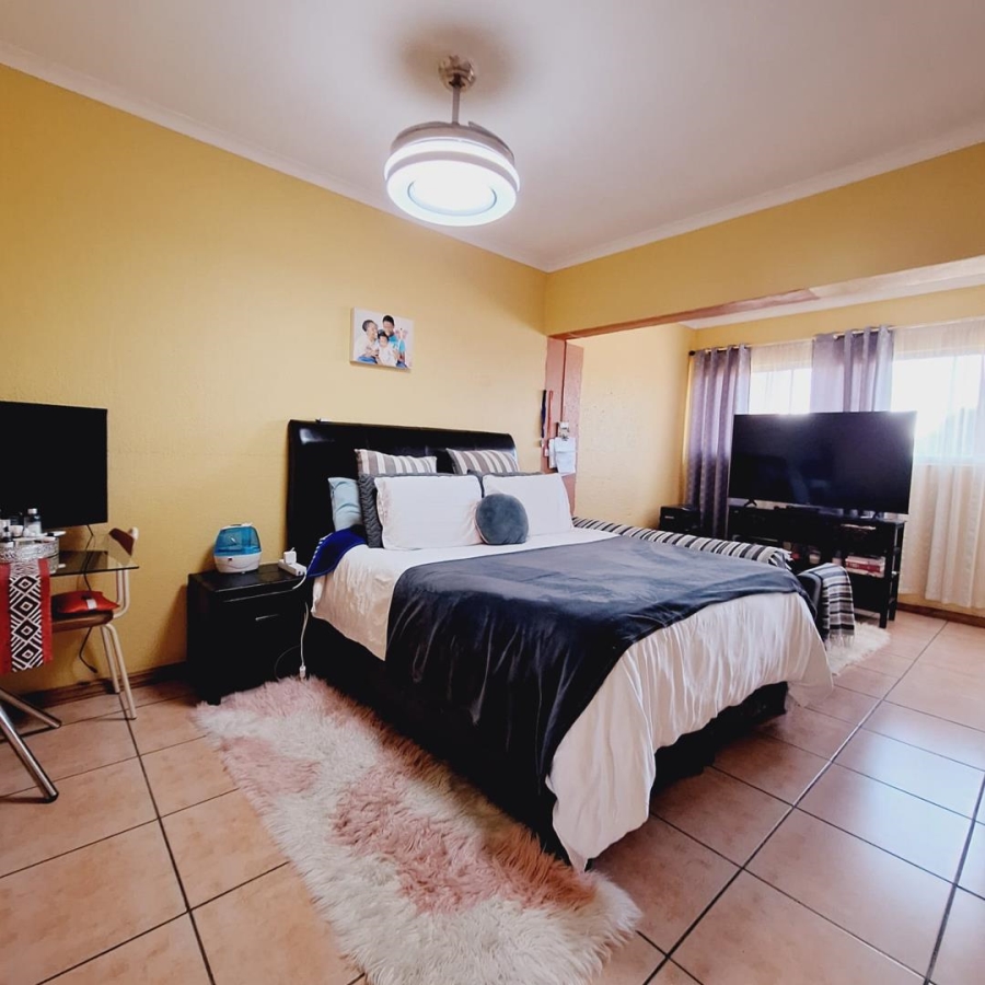 3 Bedroom Property for Sale in Edleen Gauteng