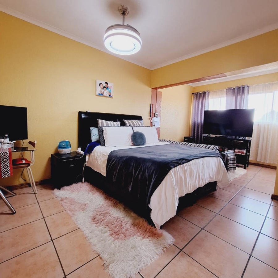 3 Bedroom Property for Sale in Edleen Gauteng