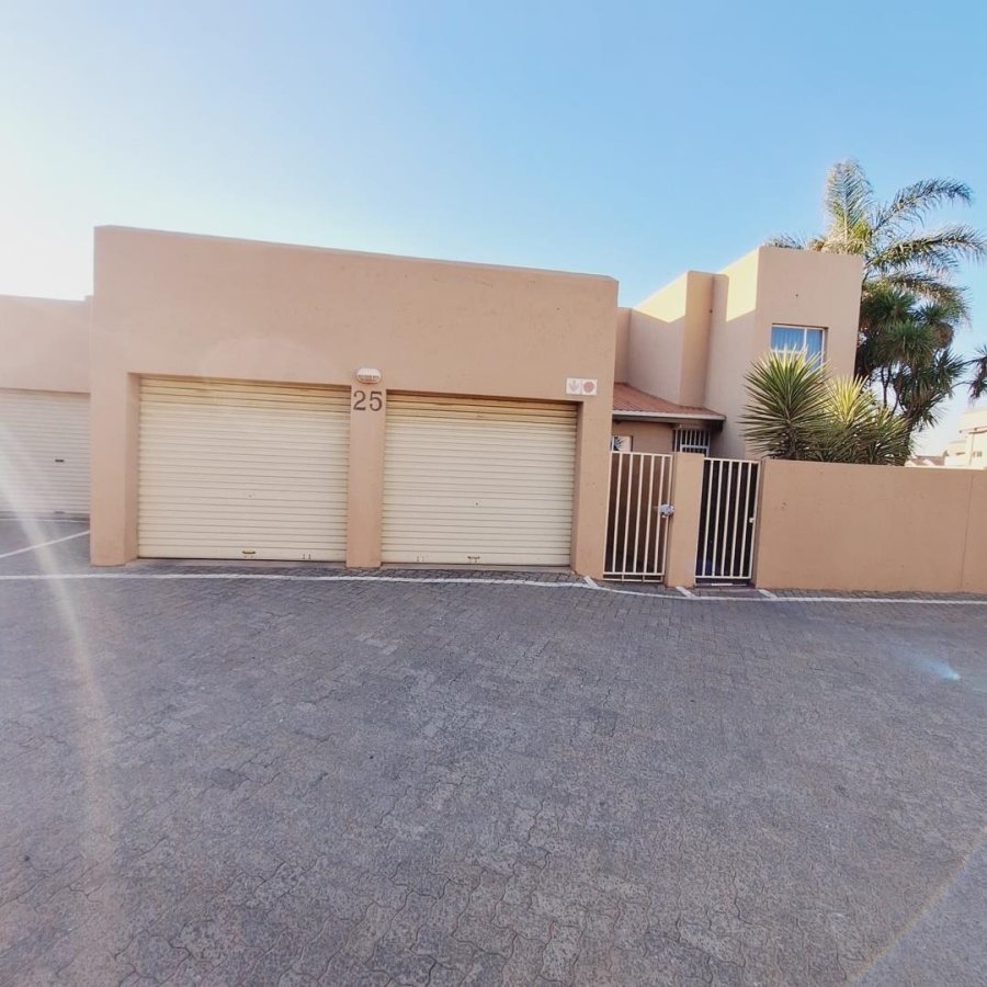 3 Bedroom Property for Sale in Edleen Gauteng