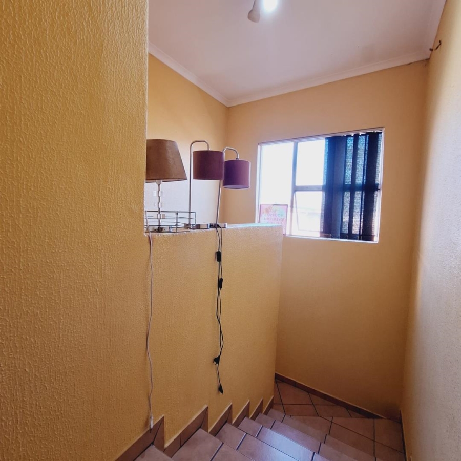3 Bedroom Property for Sale in Edleen Gauteng