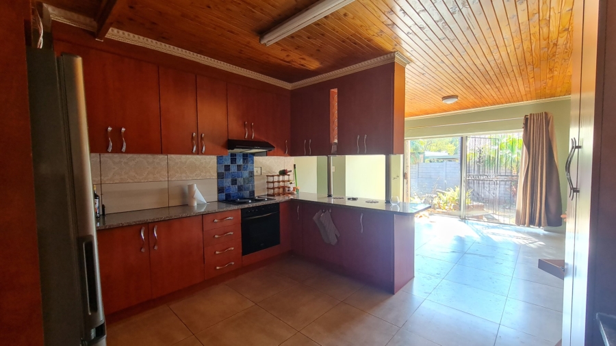 3 Bedroom Property for Sale in Rooihuiskraal Gauteng