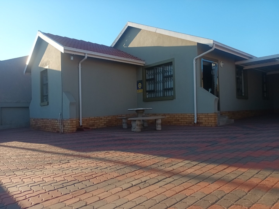 3 Bedroom Property for Sale in Spruit View Gauteng