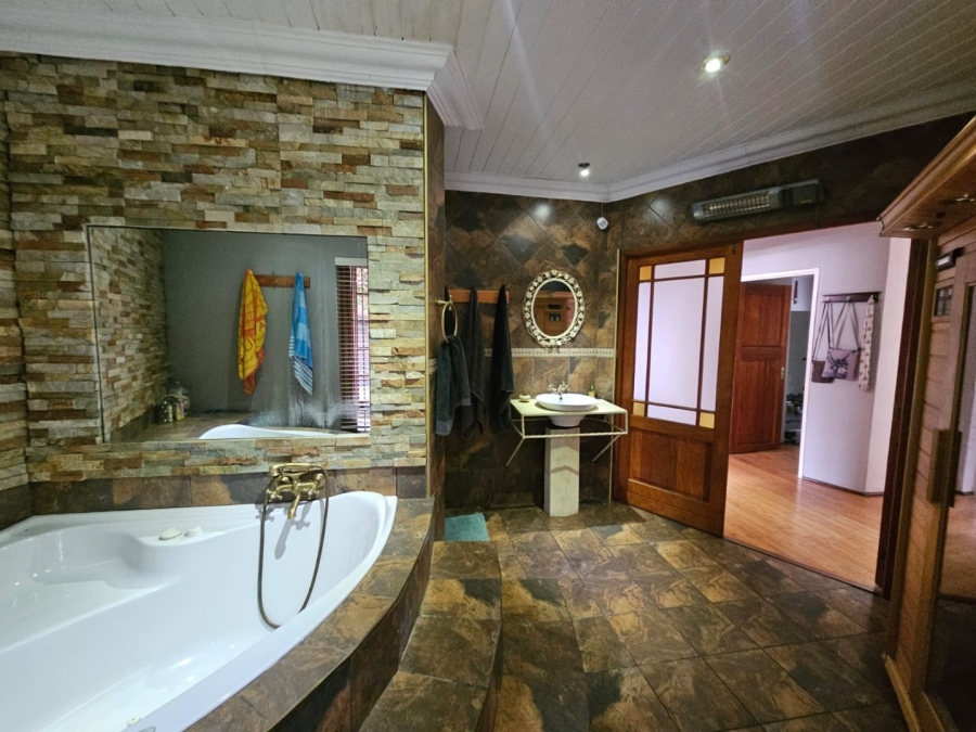 4 Bedroom Property for Sale in Ferryvale Gauteng