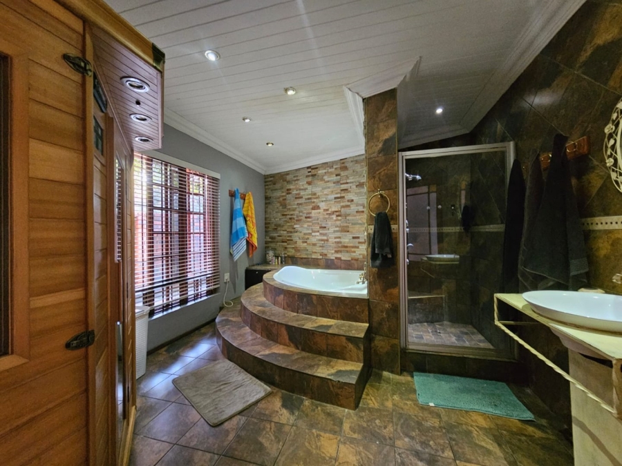 4 Bedroom Property for Sale in Ferryvale Gauteng